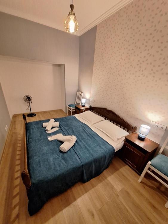 Mery'S Family Apartment Тбилиси Екстериор снимка